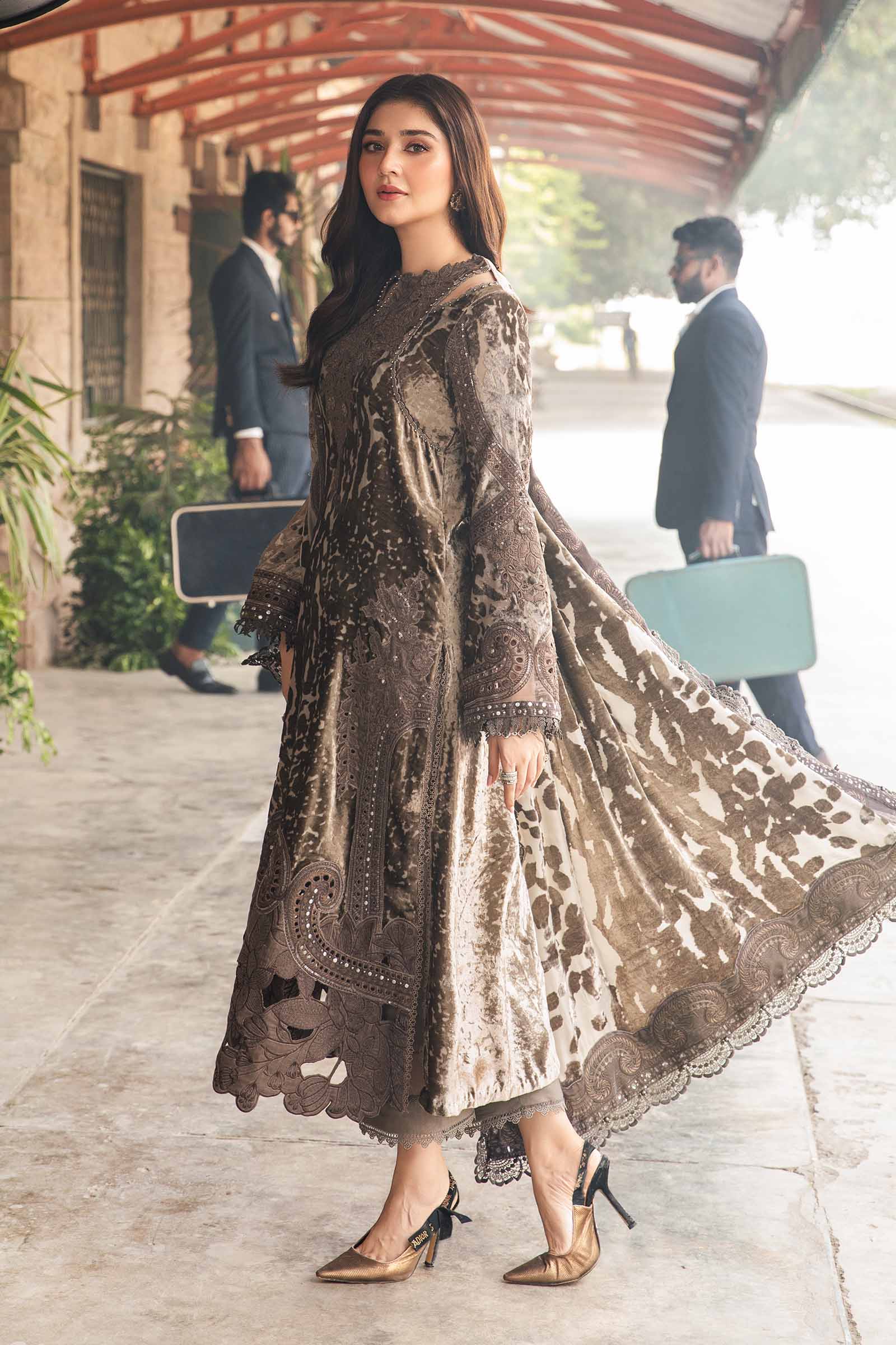 3 Piece Unstitched Embroidered Palachi Suit | DL-1201 - Image 8