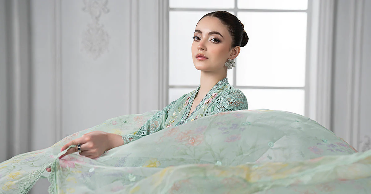 3 Piece Embroidered Lawn Suit | DS-2514-A - Image 8