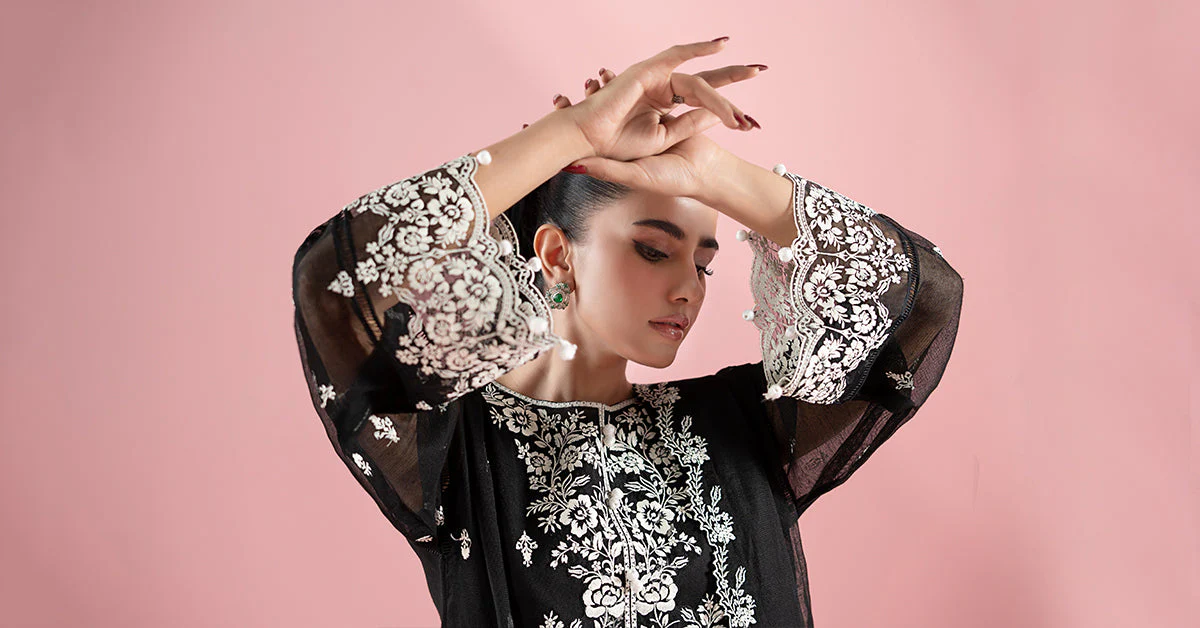3 Piece Embroidered Cotton Net Suit - Image 11