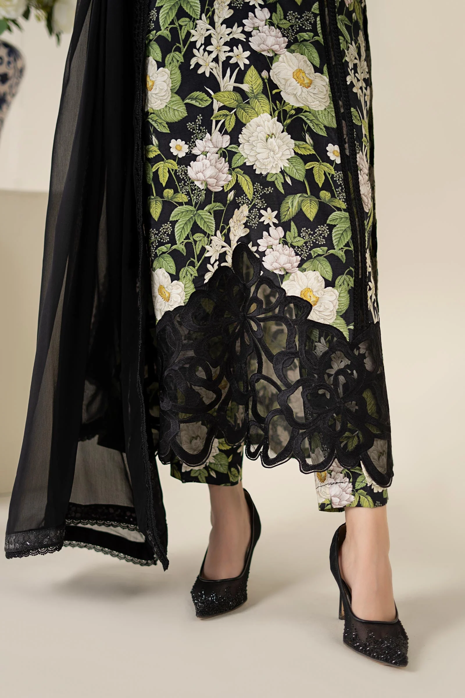 3 Piece Printed Raw Silk Suit - Image 5