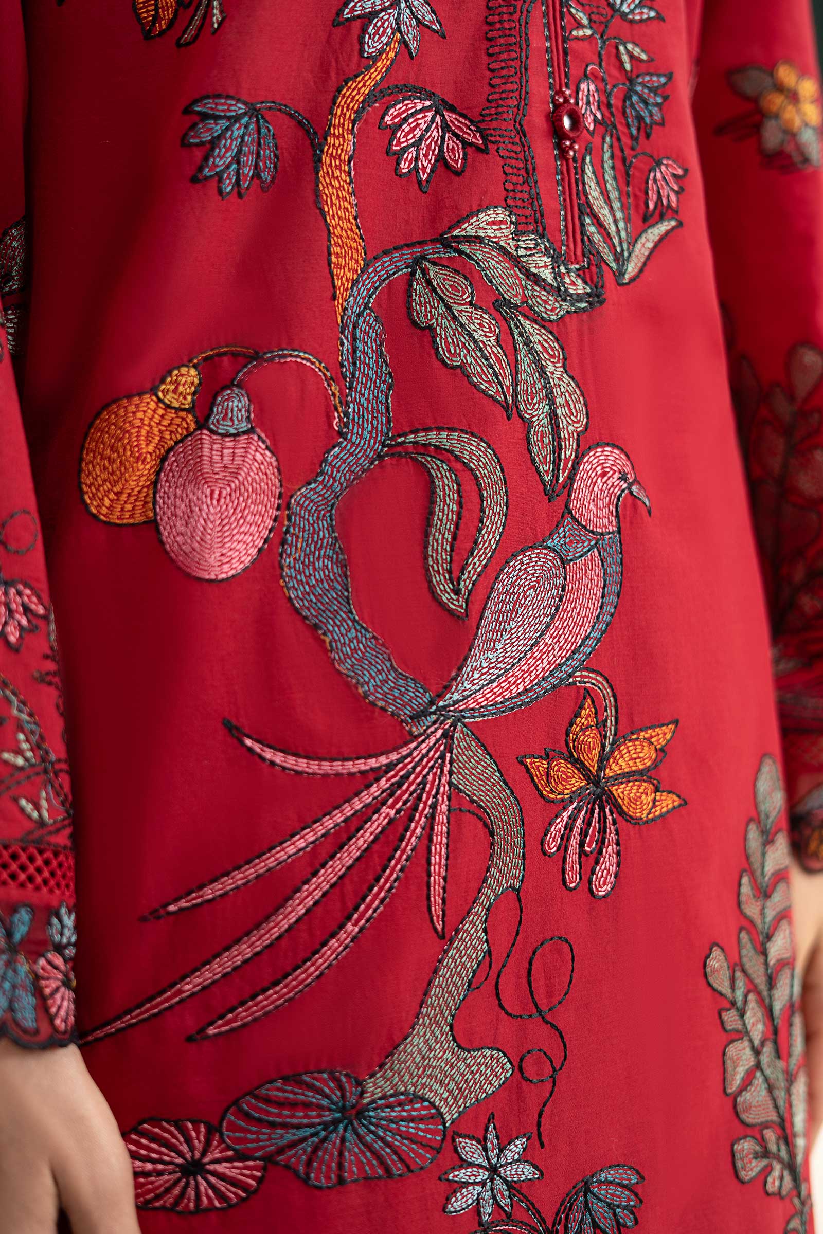 3 Piece Embroidered Lawn Suit - Image 5
