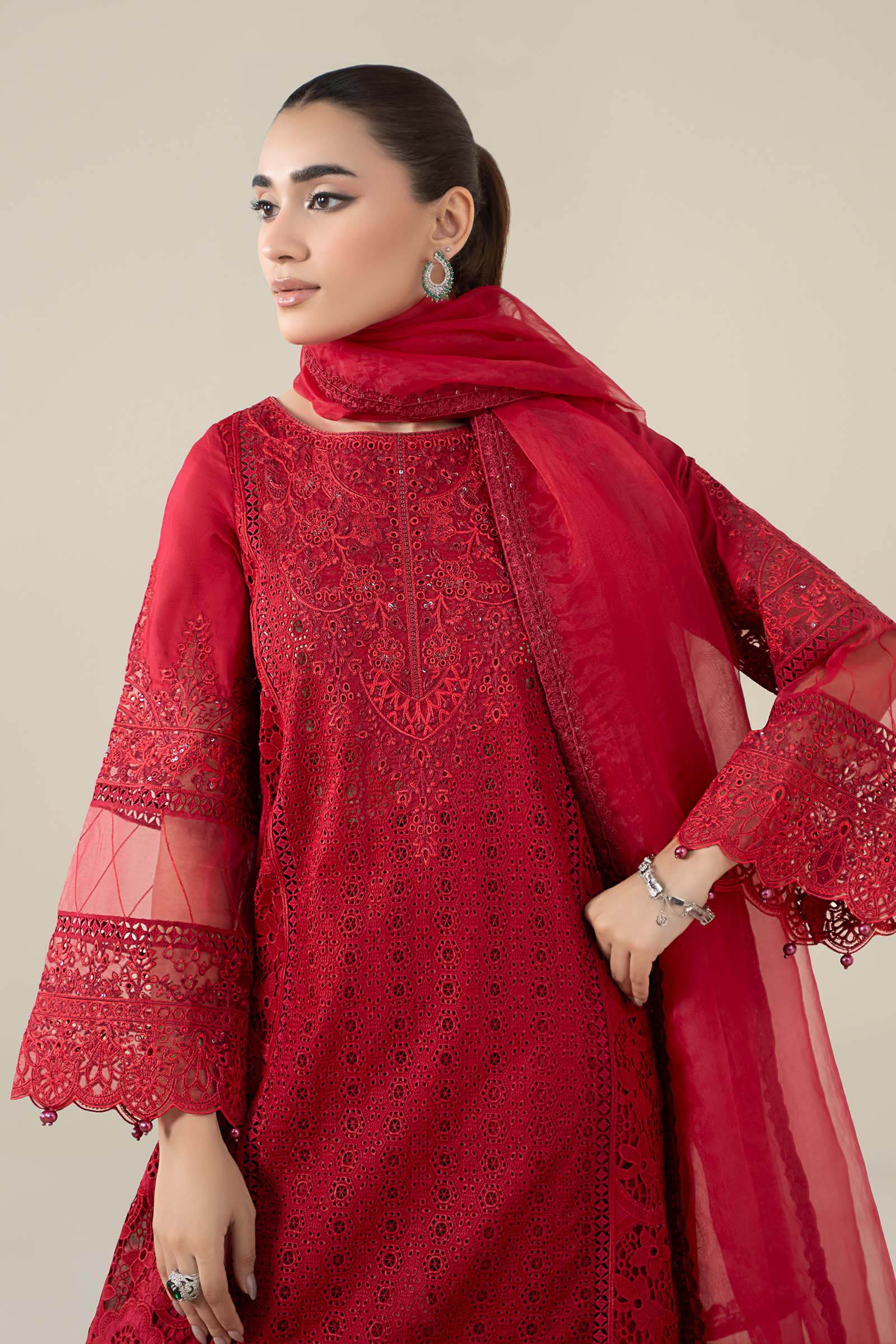 3 Piece Embroidered Lawn Suit - Image 2