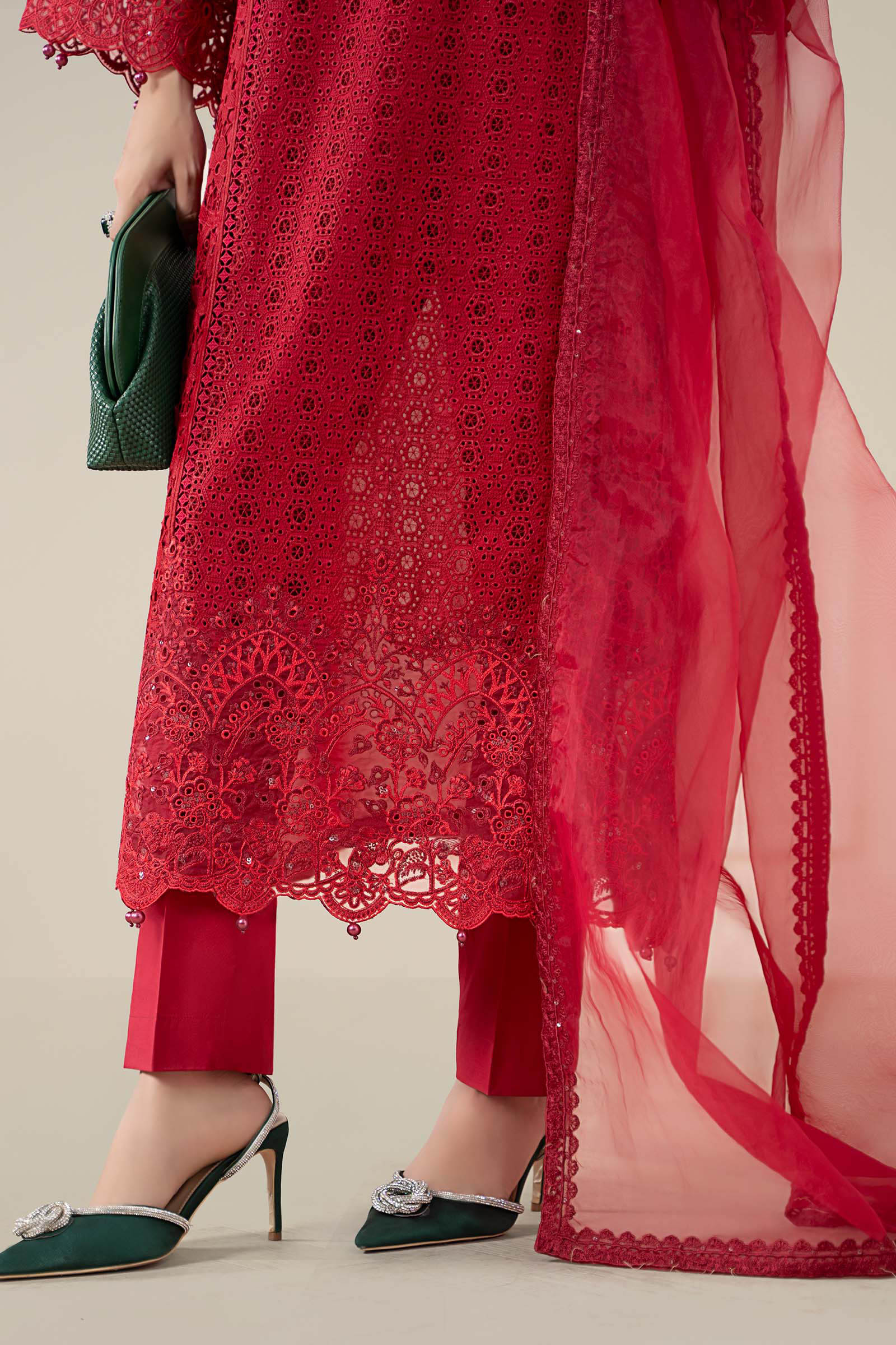 3 Piece Embroidered Lawn Suit - Image 5