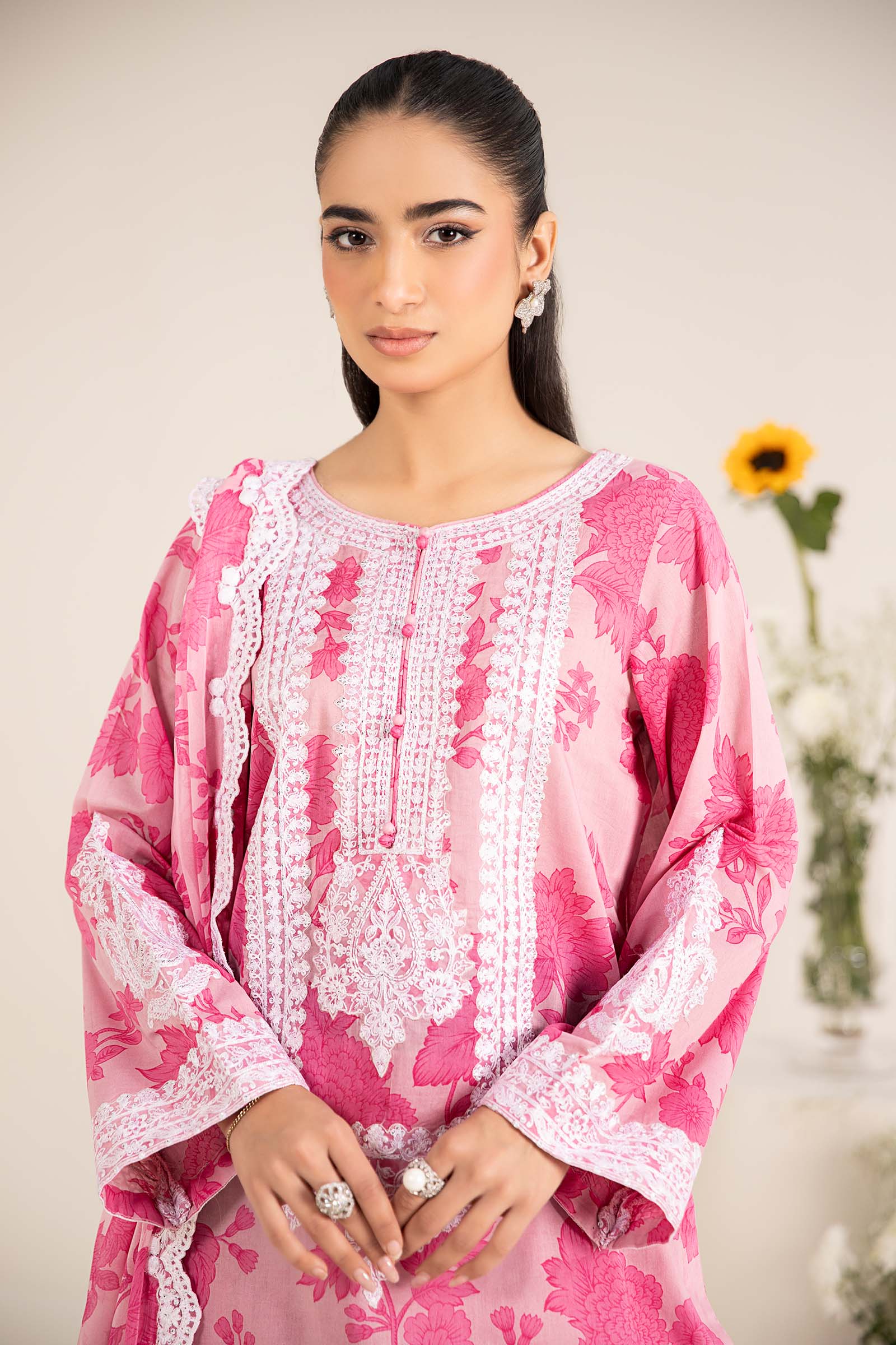 3 Piece Printed Lawn Suit - Image 8