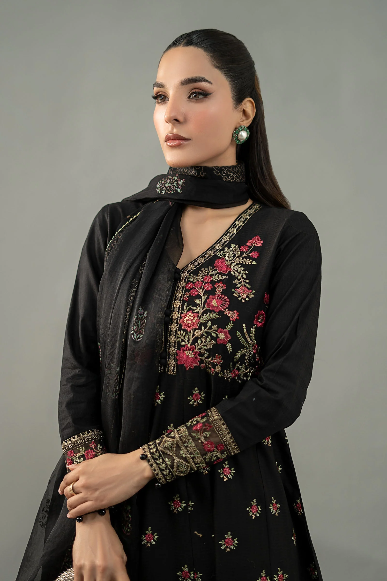 3 Piece Embroidered Dobby Lawn Suit - Image 2
