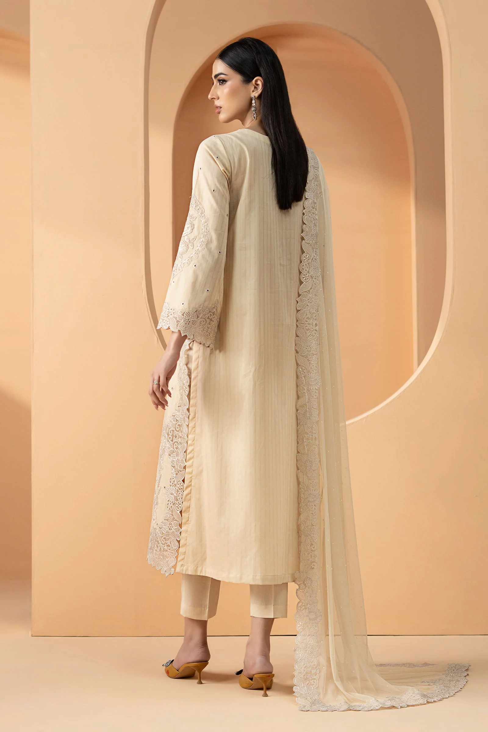 3 Piece Embroidered Dobby Lawn Suit - Image 7
