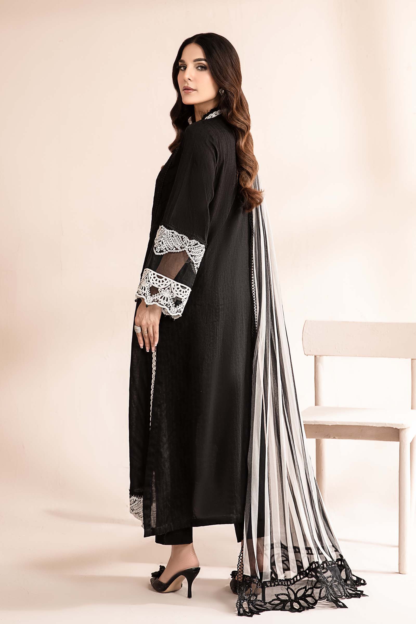 3 Piece Embroidered Self Jacquard Lawn Suit - Image 7