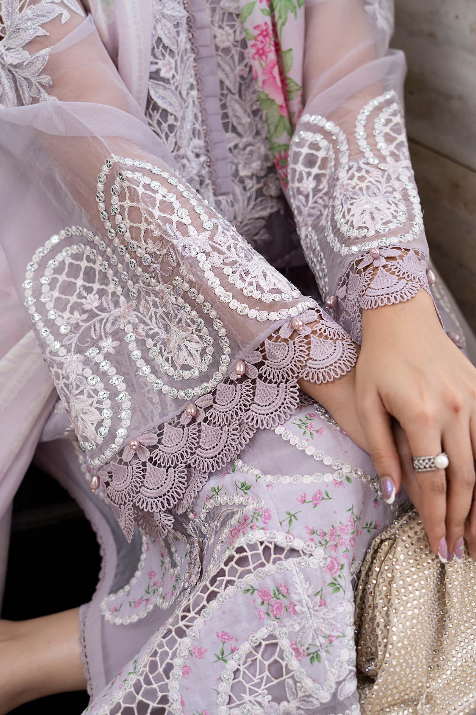 3 Piece Embroidered Lawn Suit - Image 5
