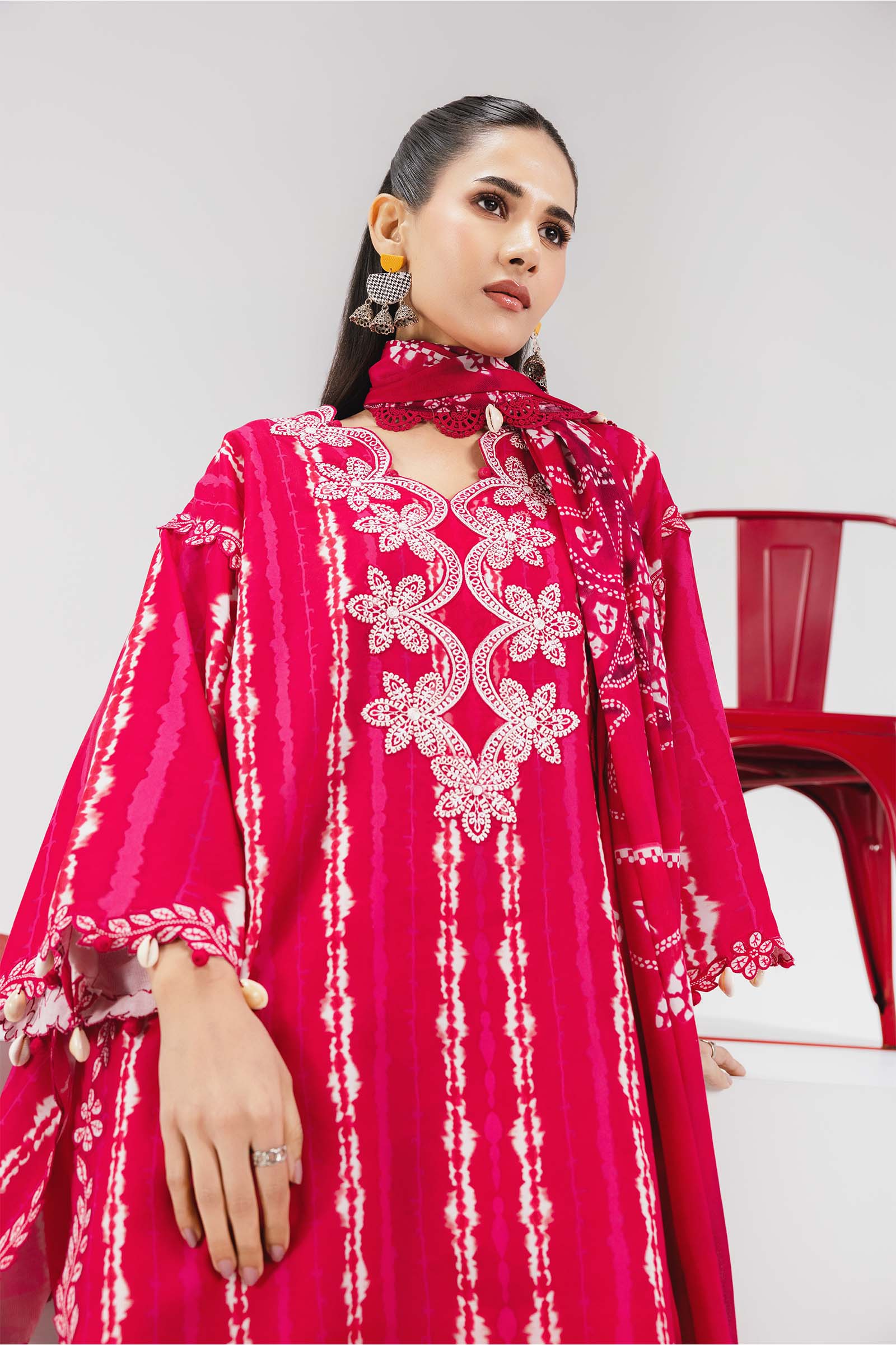 3 Pc Unstitched Embroidered Lawn Suit - Image 2