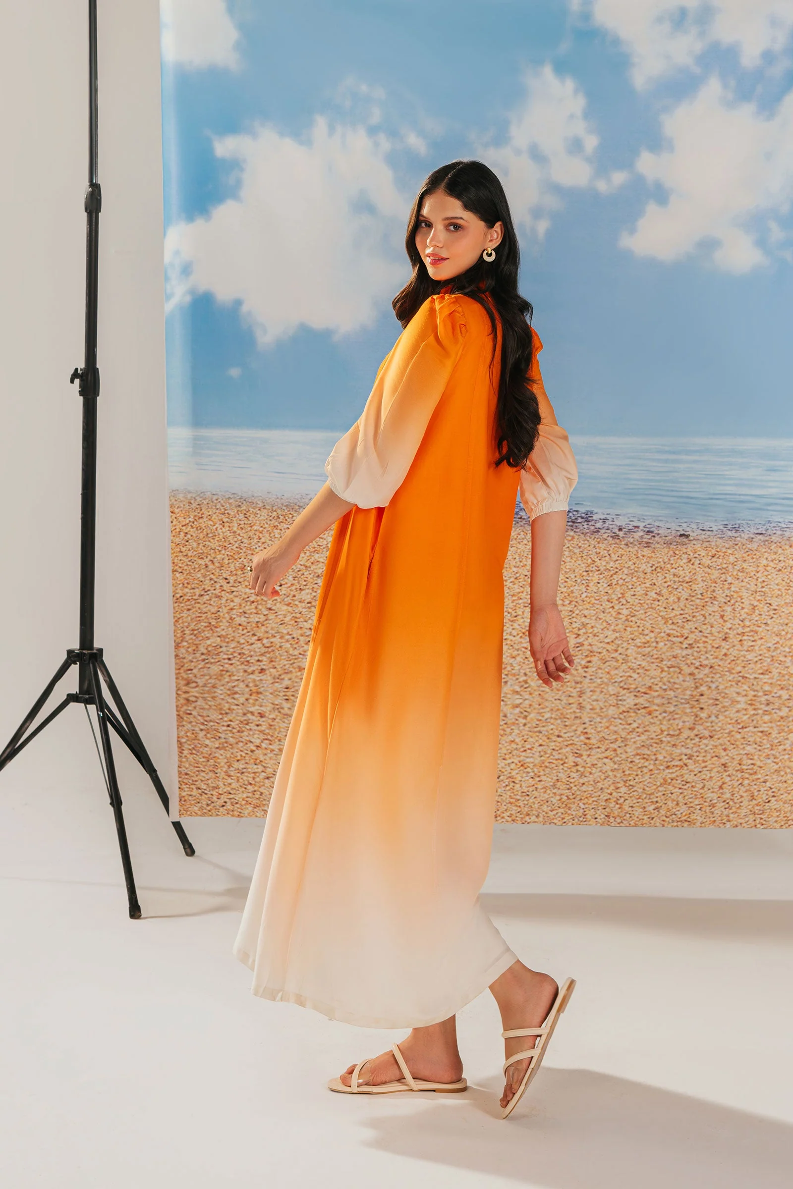Embroidered Arabic Lawn Tunic - Image 9