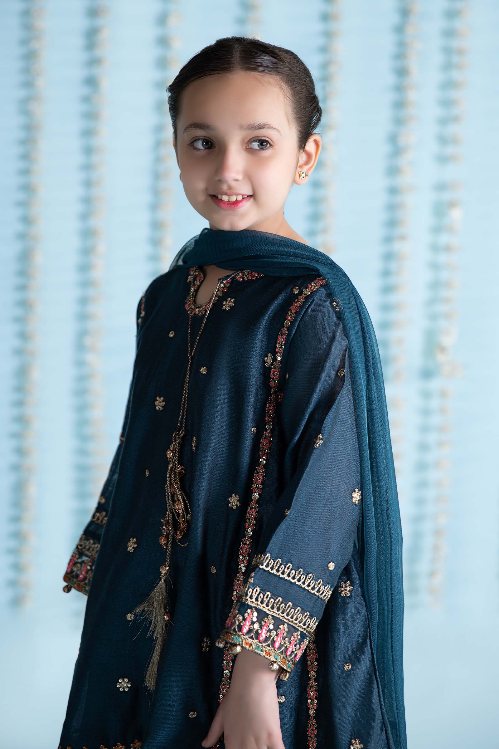 3 Piece Embroidered Yarn Dyed Suit - Image 2