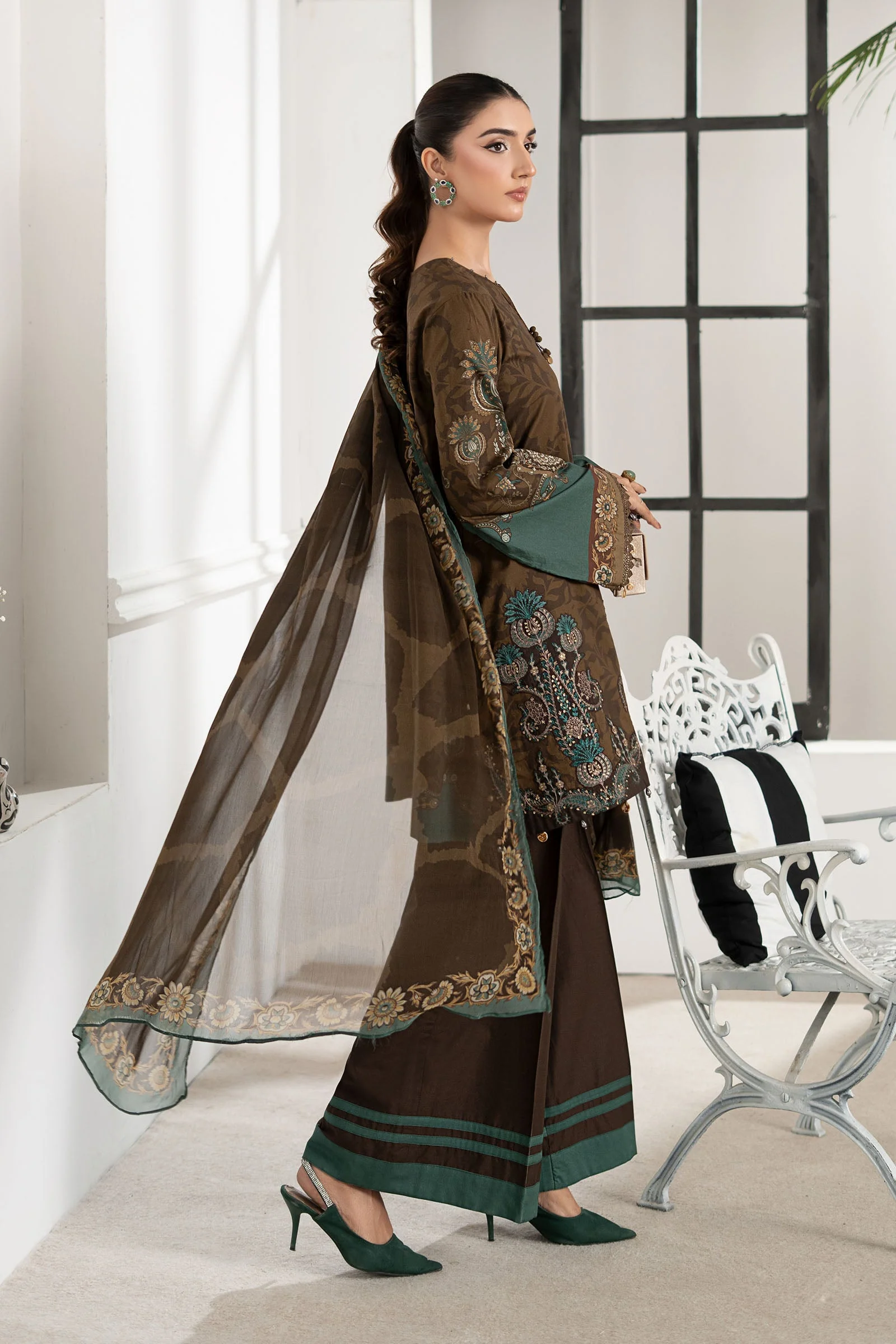 3 Piece Embroidered Cambric Suit - Image 7