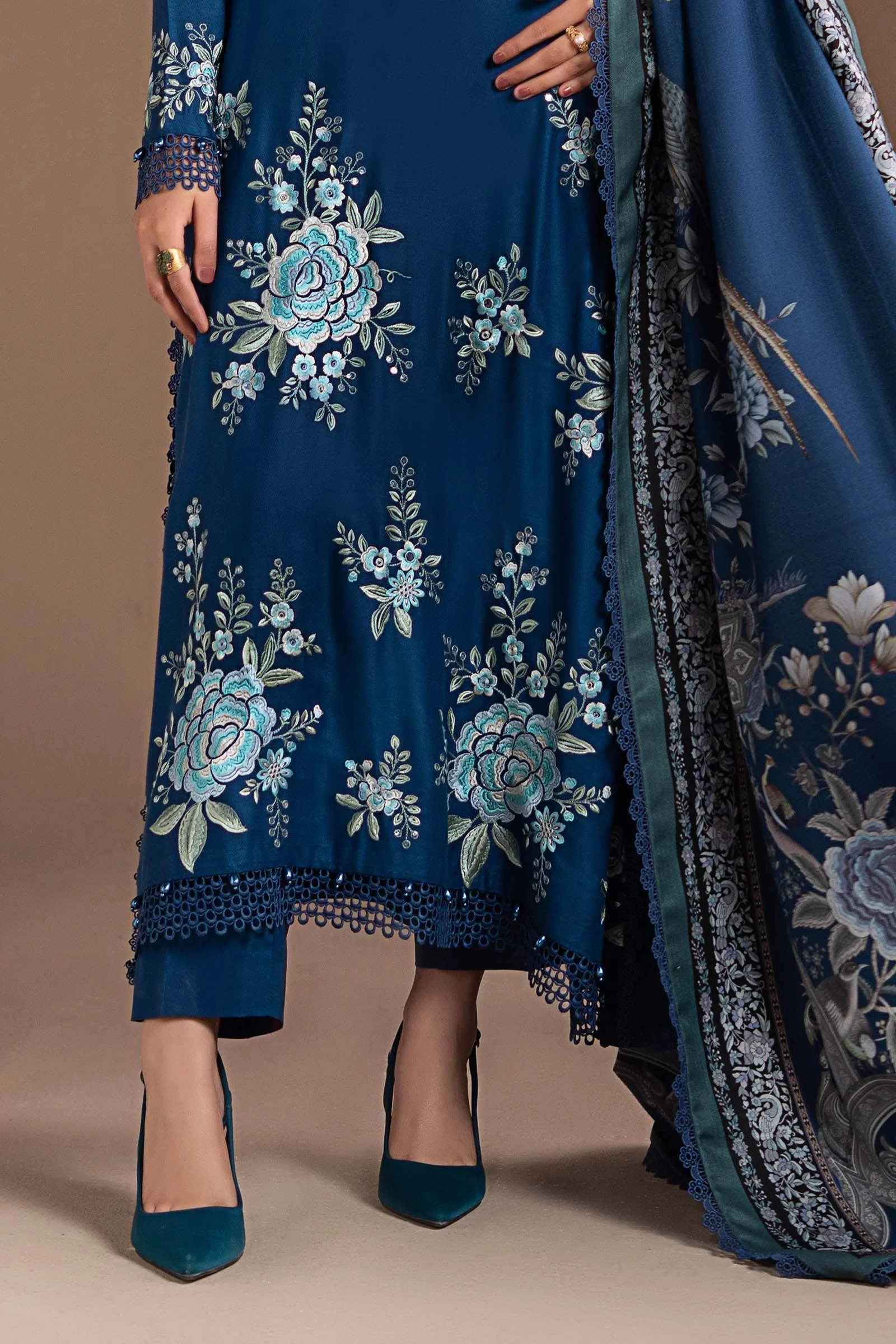 3 Piece Embroidered Twill Linen Suit - Image 6