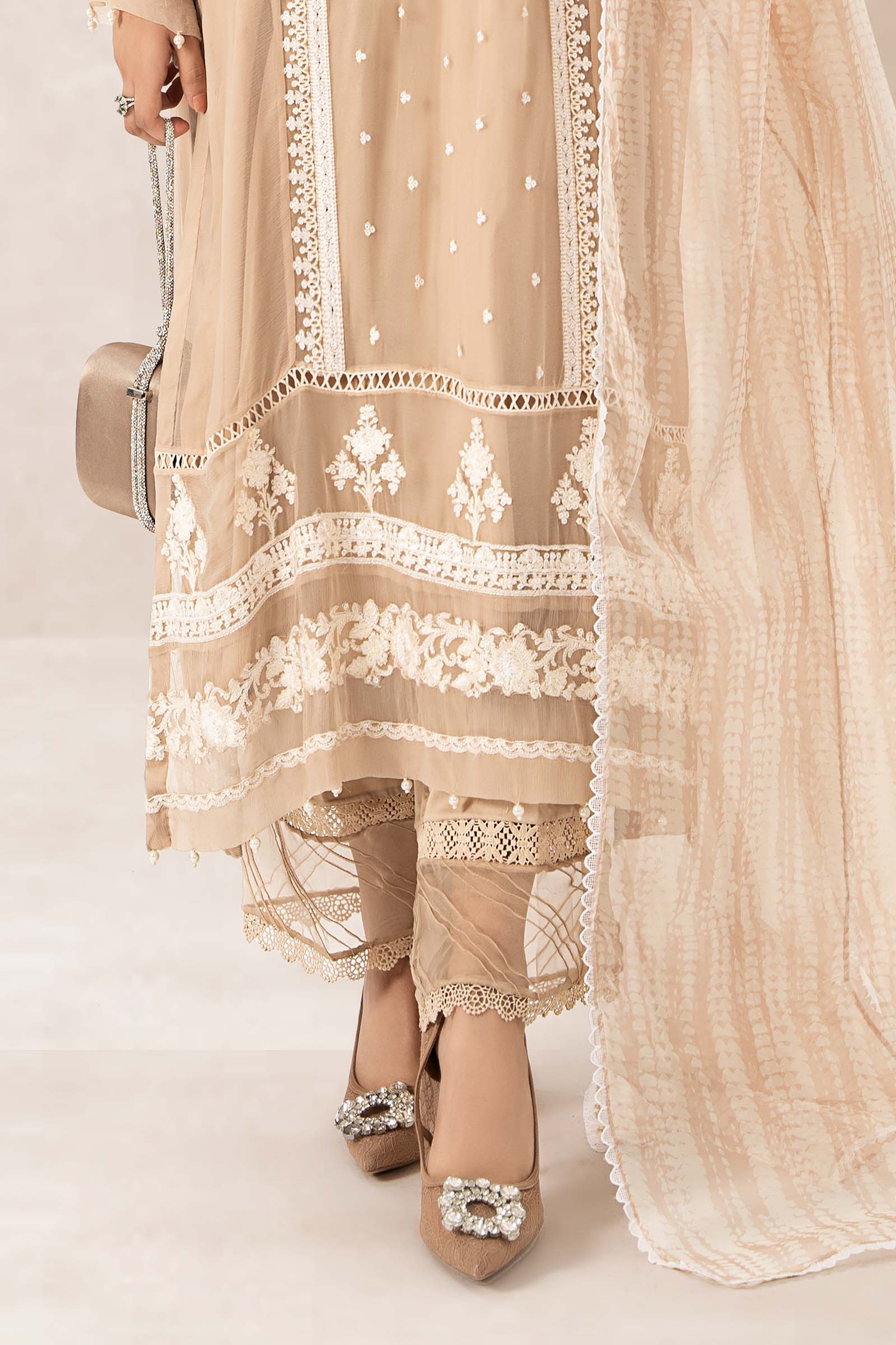 3 Piece Embroidered Suit - Image 5